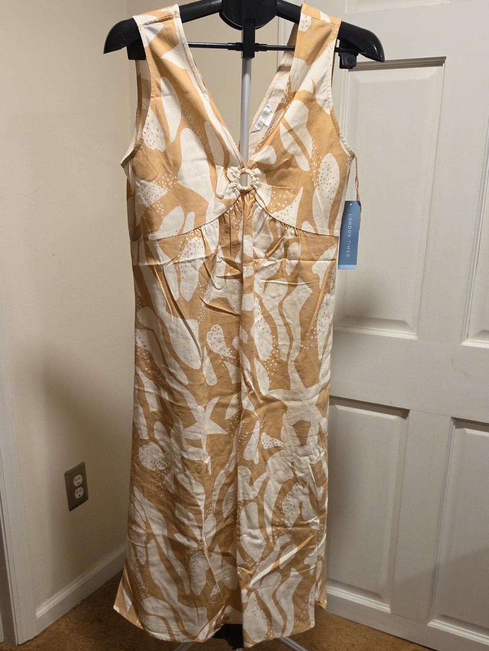 London Times Tan and White Maxi Dress
